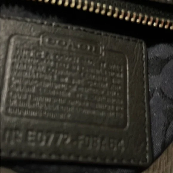 Vintage Coach East West  Leather One Handle Baguette Zipper Top #E0772-F08A64 - Picture 2 of 5